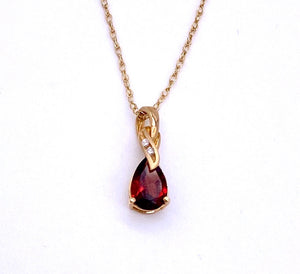 Pear Shaped Garnet Necklace F05067-3307