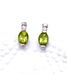 Oval Peridot Earrings F20141-1018W34