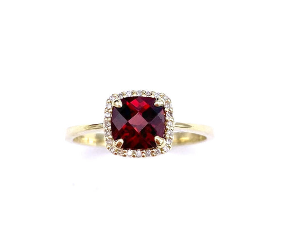 Garnet Ring in Yellow Gold C223R8672GA