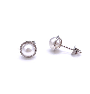 White Pearl Earrings F223E1271WPRL