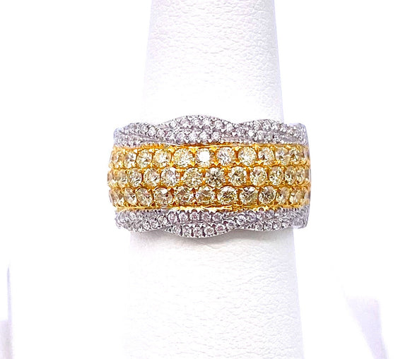 Yellow and White Diamond Right Hand Ring in 18K Gold A093NR1140-1