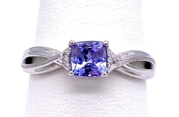 Cushion Cut Tanzanite Ring With Diamond Accents C05034-1939W